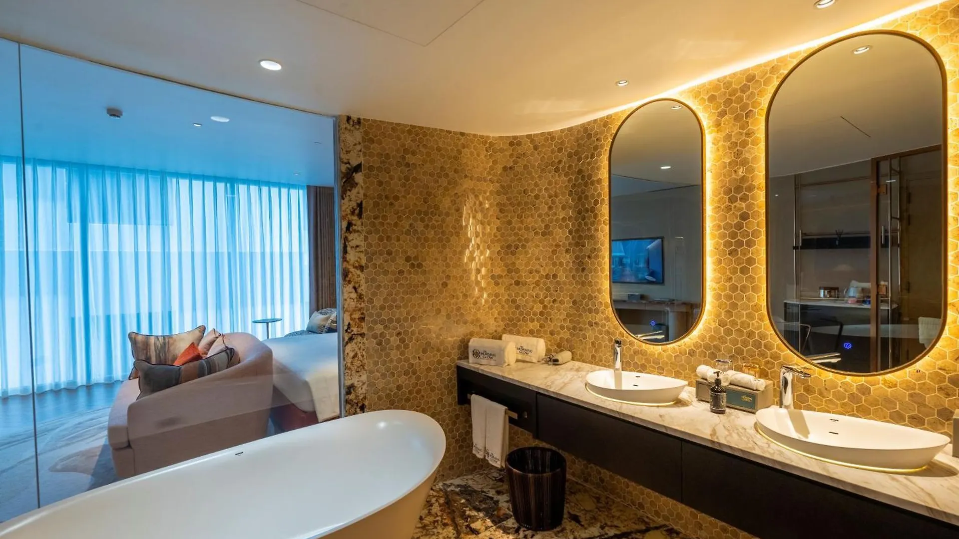 The Morning Glow Boutique Hotel Nha Trang 5*,