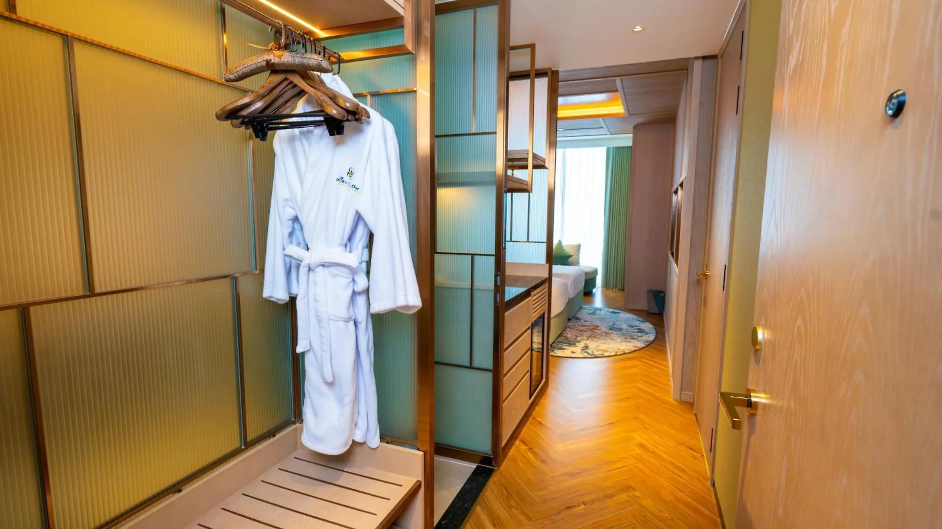 The Morning Glow Boutique Hotel Να Τρανγκ