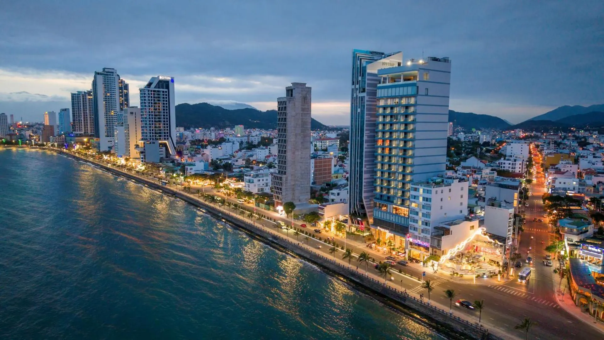 The Morning Glow Boutique Hotel Nha Trang 5*,