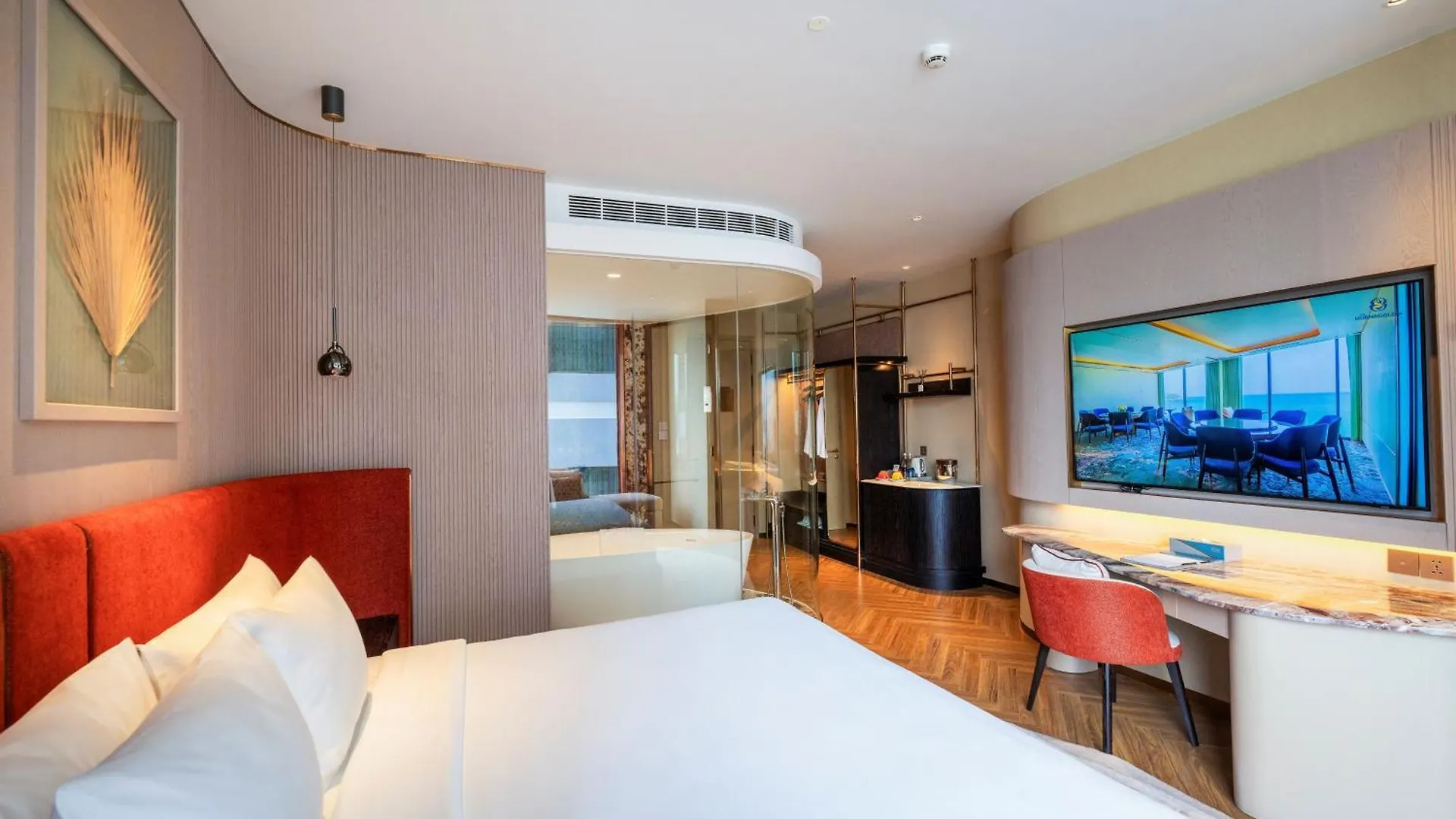 *****  The Morning Glow Boutique Hotel Nha Trang Vietnam