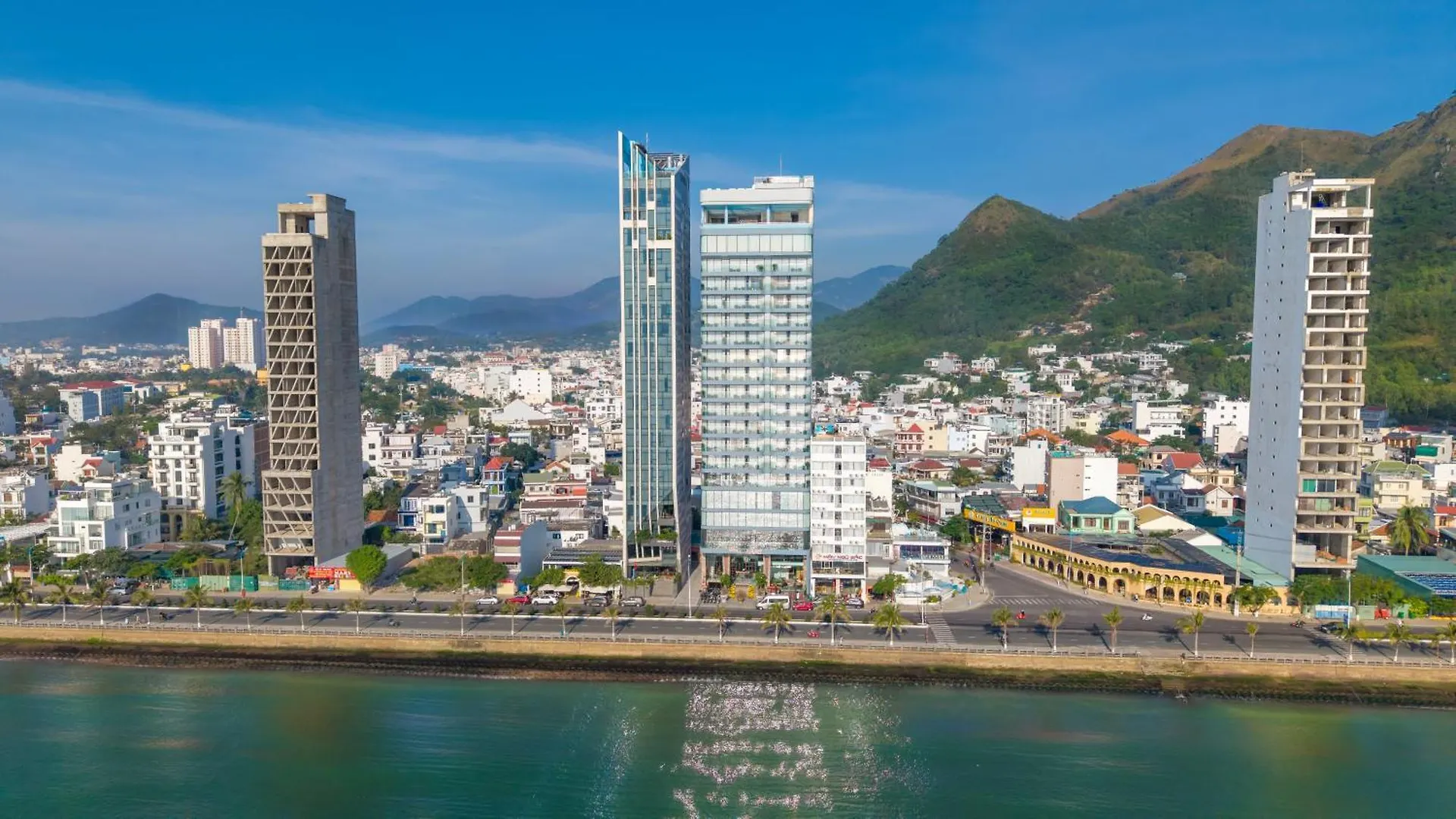 *****  The Morning Glow Boutique Hotel Nha Trang Vietnam